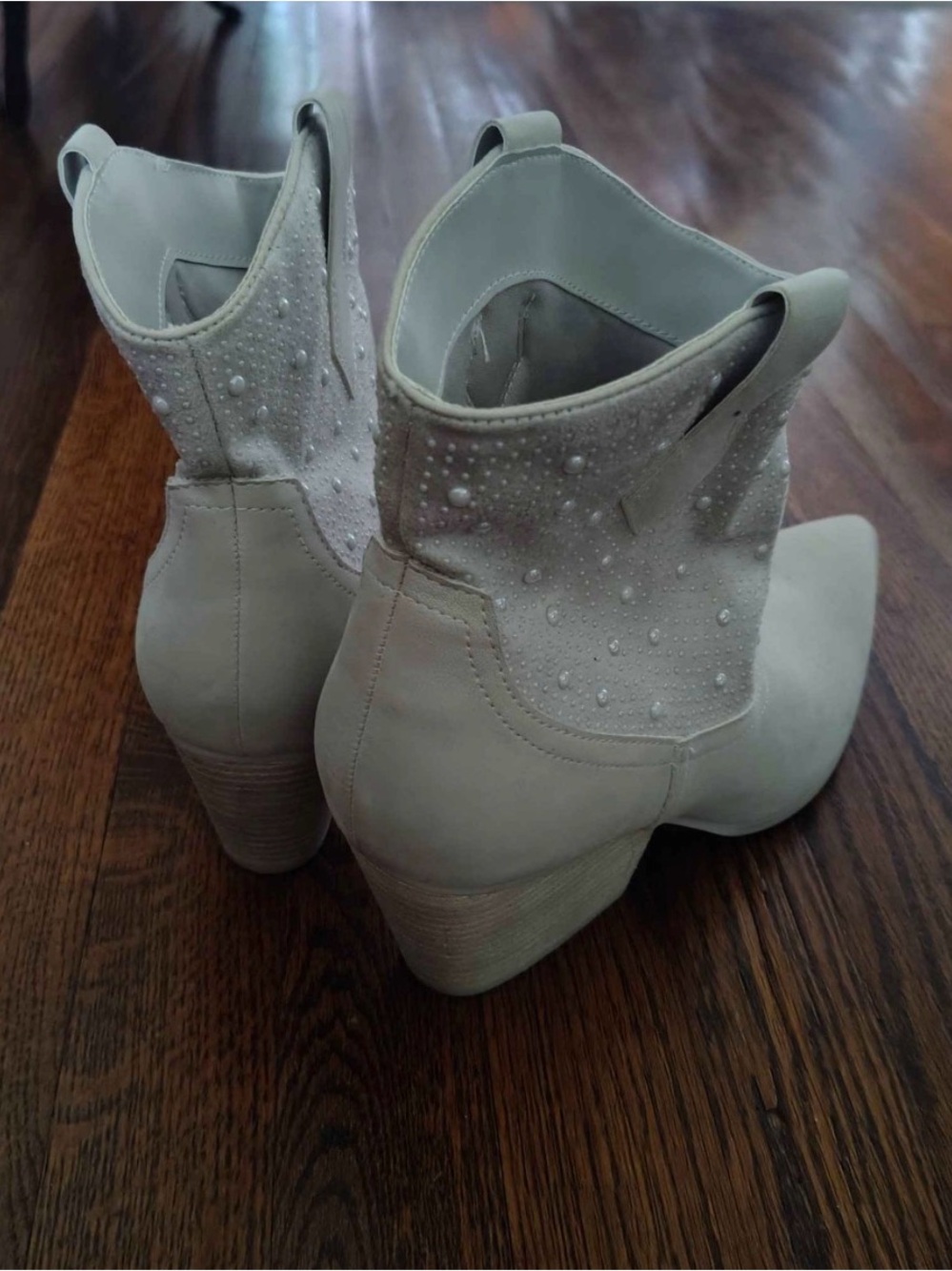 Mia Serennity White Pearl Cowboy Bootie Ivory - Picture 3 of 4